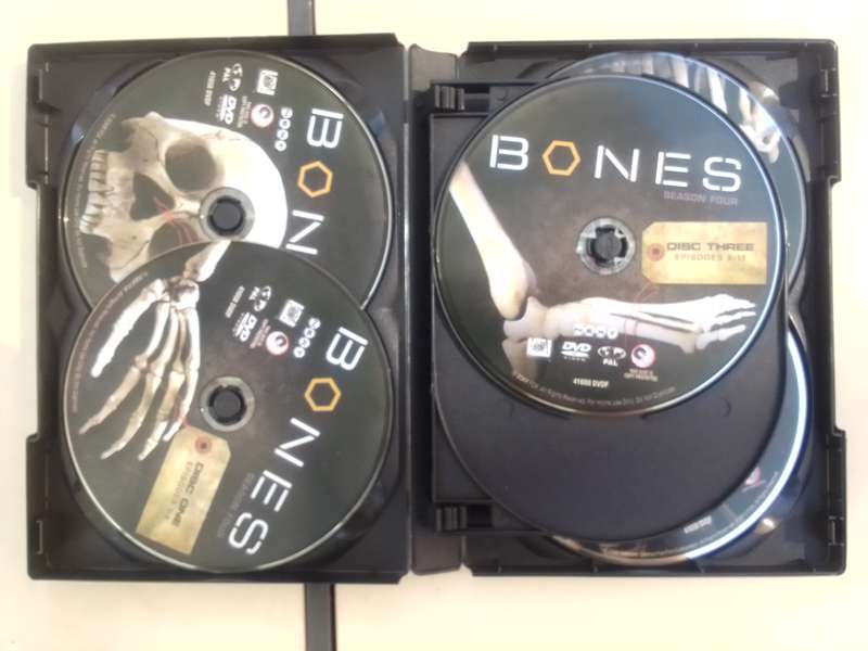 Bones, the fourth season (Body Bag Edition)