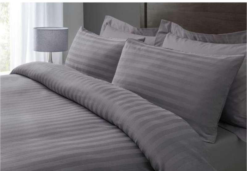Stylist Stripe Pattern Duvet Cover With 2 Pc Pillow case-Grey