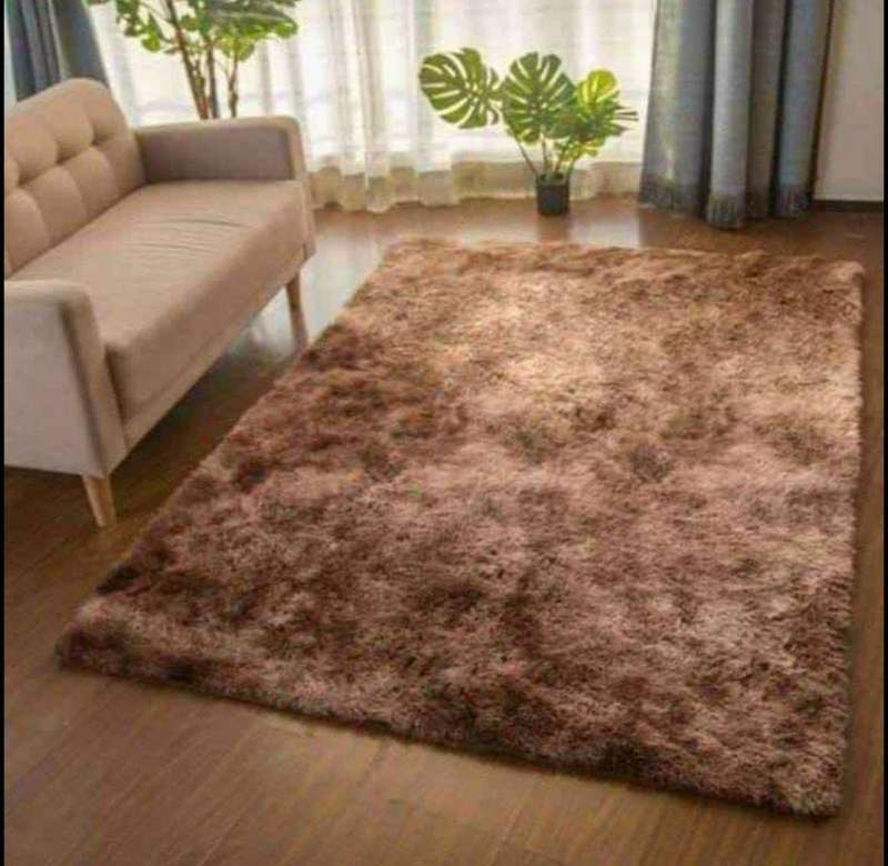 Large Premium Fluffy Carpet/Rug - 200 x 150 cm - Gold