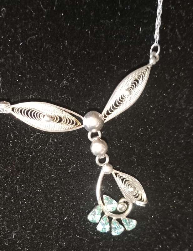 Silver Sorrento Necklace and earings