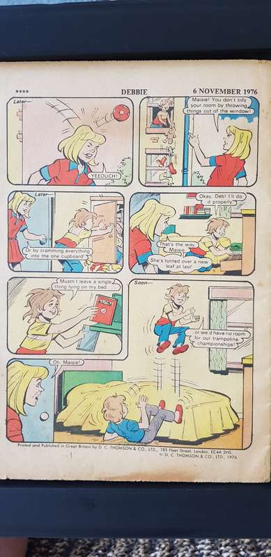 VINTAGE 1976 DEBBIE COMIC BOOK NO: 195 .