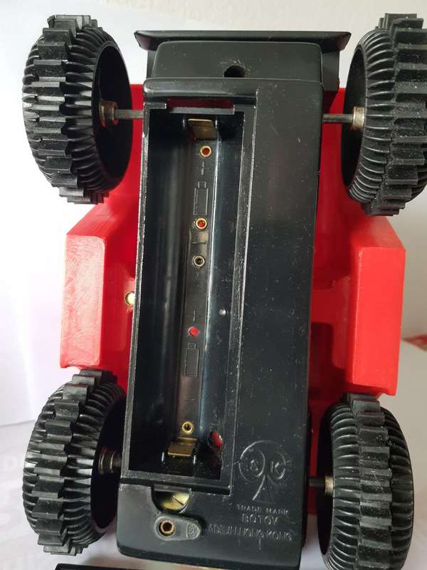 VINTAGE 1982 SUPER SUZUKI 4 X 4 JEEP - BATTERY OPERATED MODEL TOY - BY BOTOY.