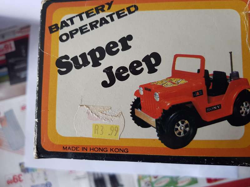 VINTAGE 1982 SUPER SUZUKI 4 X 4 JEEP - BATTERY OPERATED MODEL TOY - BY BOTOY.