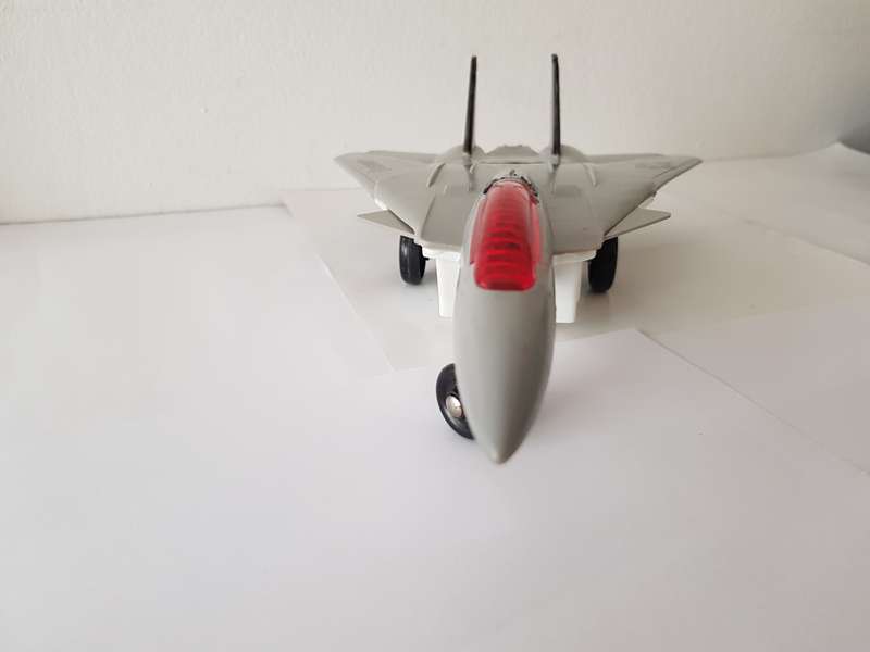 COLLECTABLE VINTAGE FIGHTER JET F-14A "TOMCAT" MODEL PLANE BY CRUMMAN.