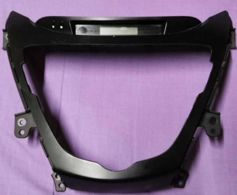 2012 Hyundai Elantra Radio Trim Bezel with watch