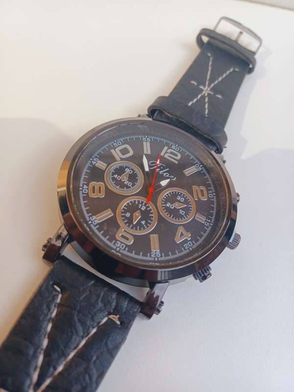 Mens Stylish Analog Wristwatch