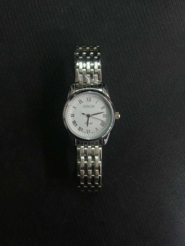 Silver justin couple watch set: Elegant and affordable luxury