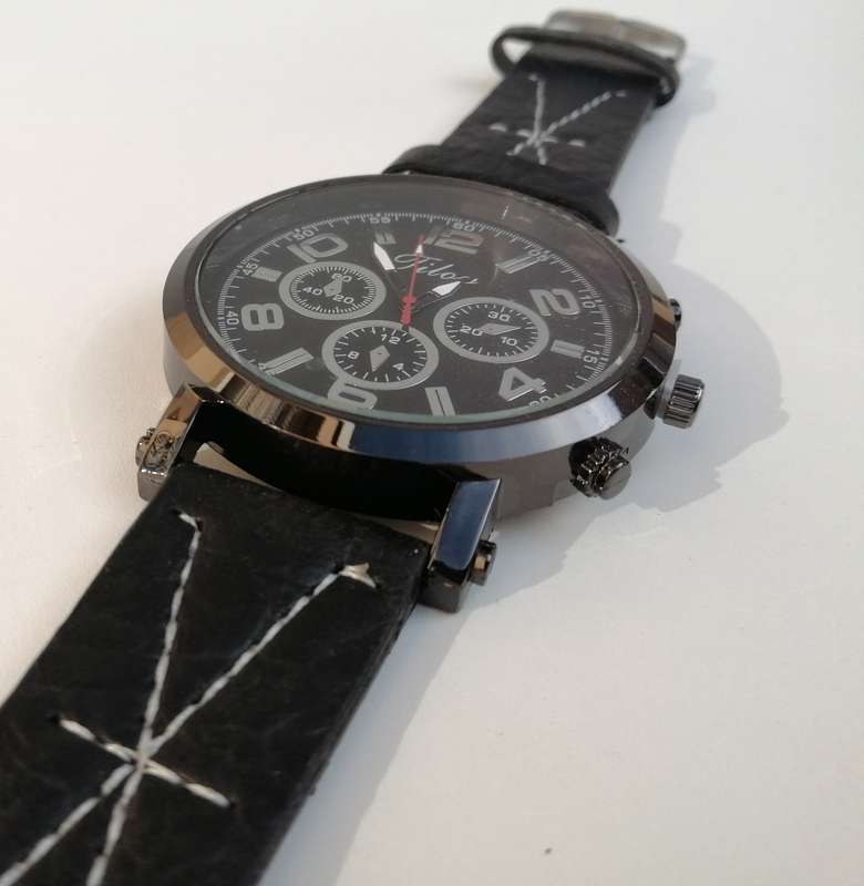 Mens Stylish Analog Wristwatch