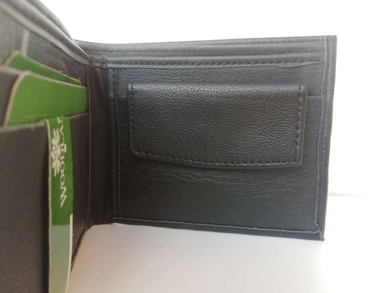 Mens Classic Black Leather Wallet