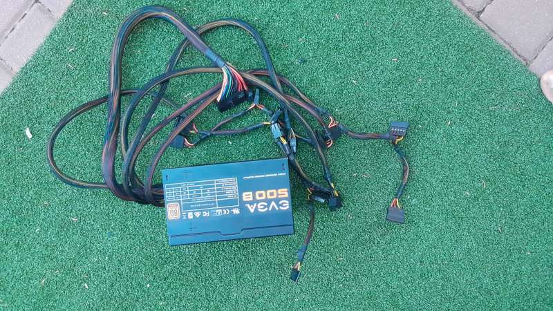 EVGA 100-B1-0500-KR 500B 500W 80 Plus Bronze Certified Desktop Power Supply