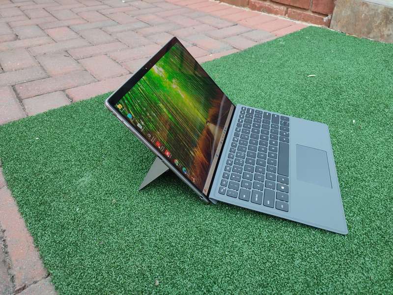 Dell Latitude 7320 Detachable 13-inch FHD+ 2-in-1 Laptop  Intel Core i5-1140G7 256GB SSD 16GB RAM