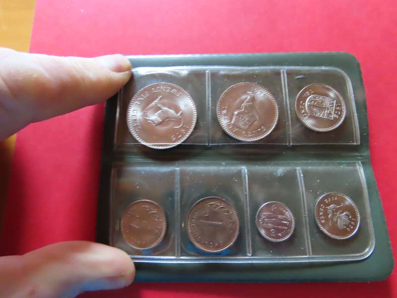 Rhodesia - Coins Of Rhodesia 1975 Set with 1c and 5c 1976 and 2 1/2 cents 1970