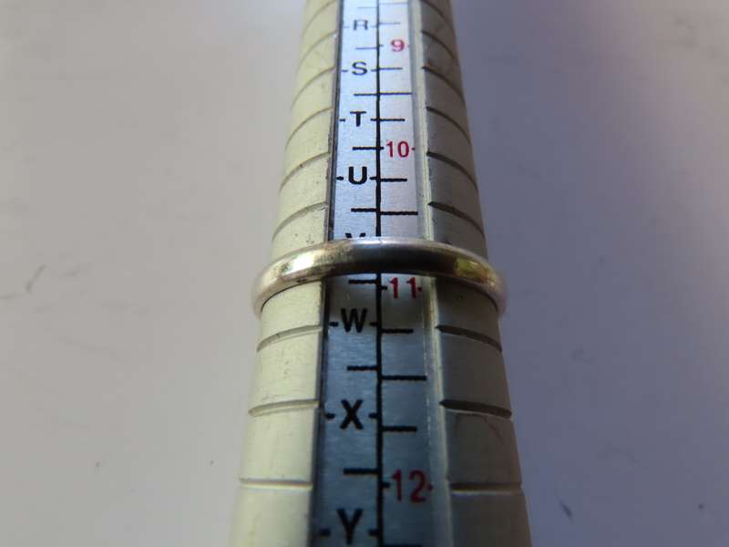 Jewellery - .925 Silver Ring - Size as shown # 9