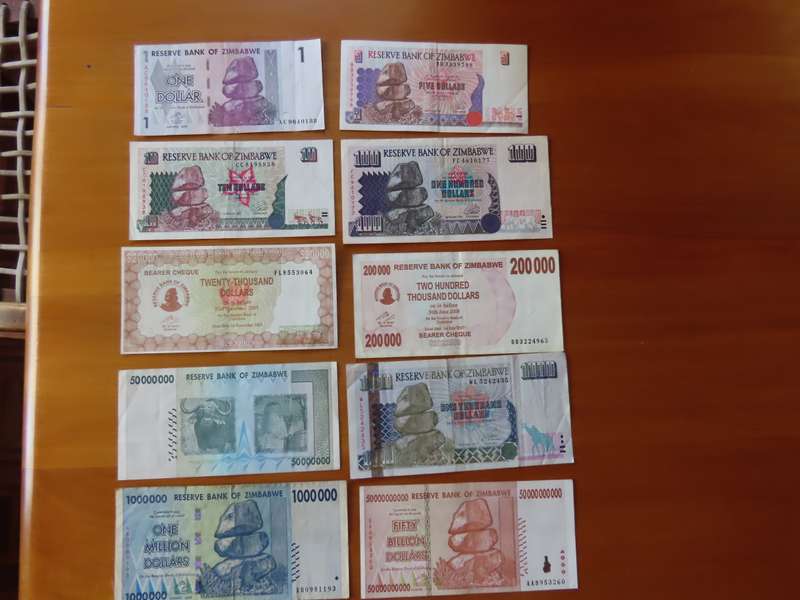 Zimbabwe - Lot of 10 different Banknotes # 2