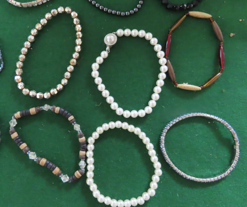 Costume Jewellery - 24 Bangles/Bracelets