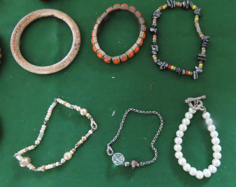 Costume Jewellery - 15 Bangles/Bracelets