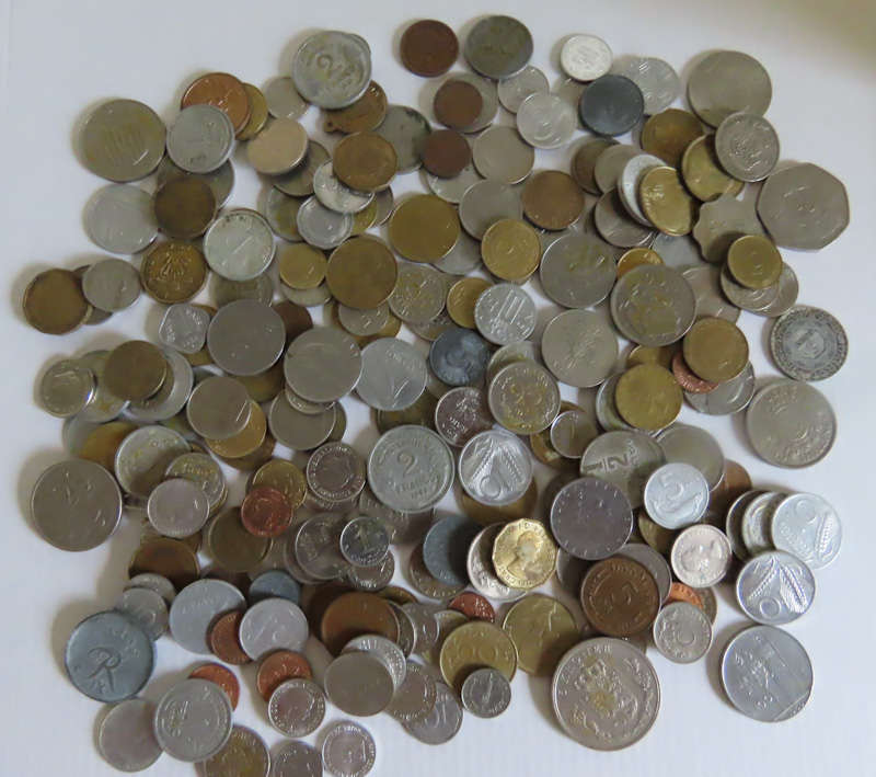 Coins - World wide - 680 gms coins
