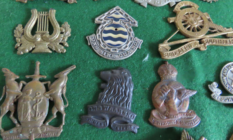 South Africa - Job Lot Military Badges - Missing Lugs