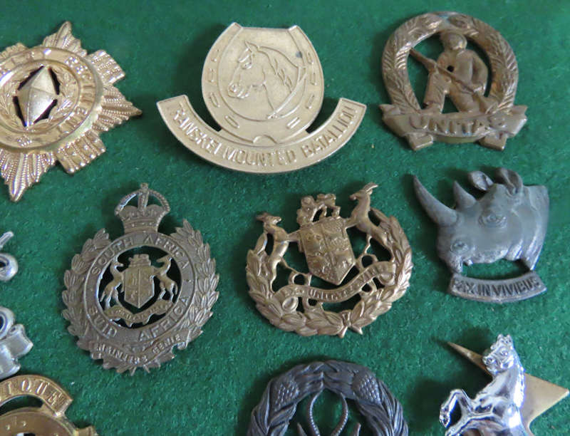 South Africa - Job Lot Military Badges - Missing Lugs