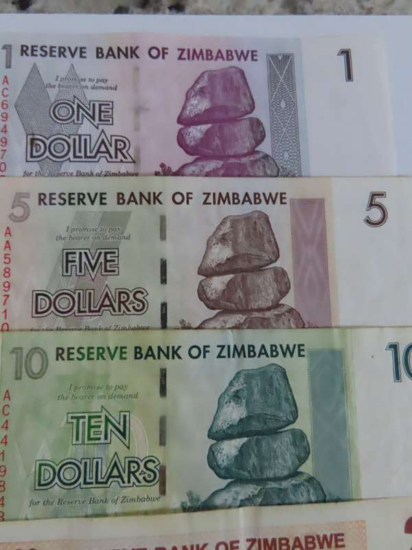 Zimbabwe - Lot of 10 different Banknotes # 3