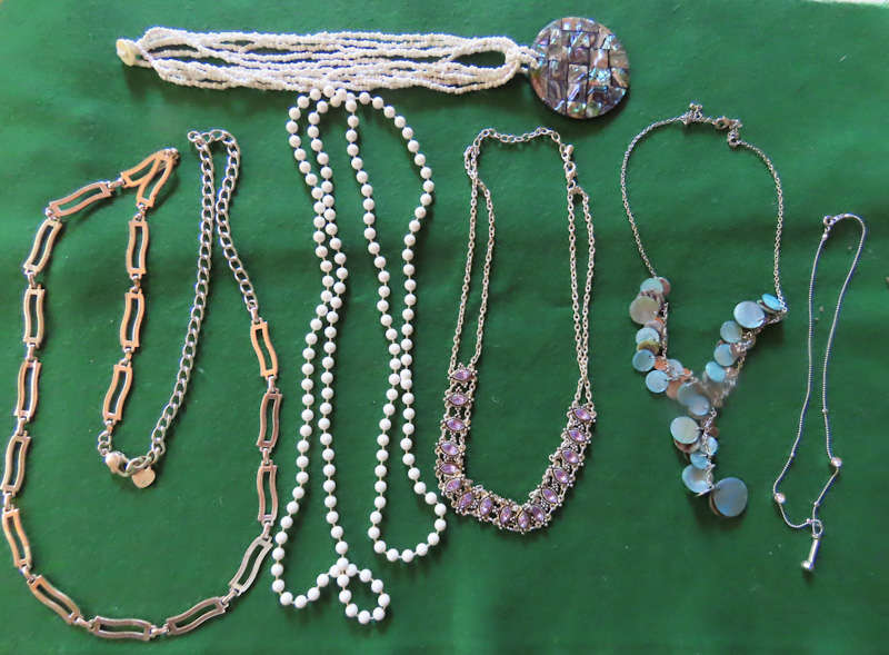 Costume Jewellery - 6 Necklaces # 4