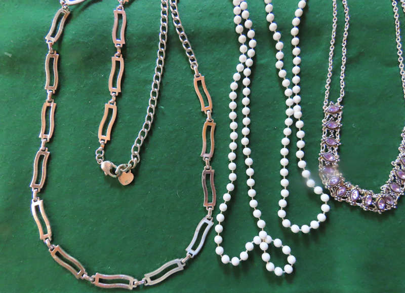 Costume Jewellery - 6 Necklaces # 4