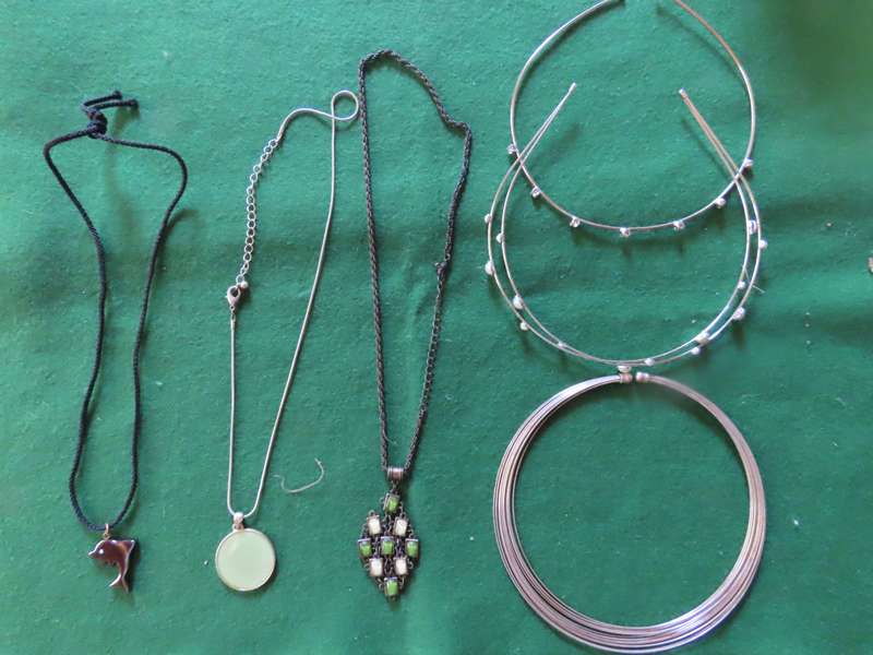 Costume Jewellery - 6 Necklaces # 8