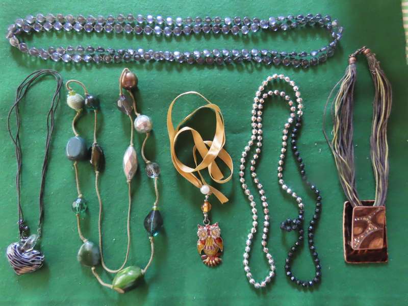 Costume Jewellery - 6 Necklaces # 11