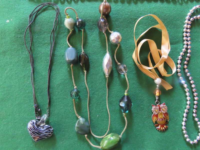 Costume Jewellery - 6 Necklaces # 11