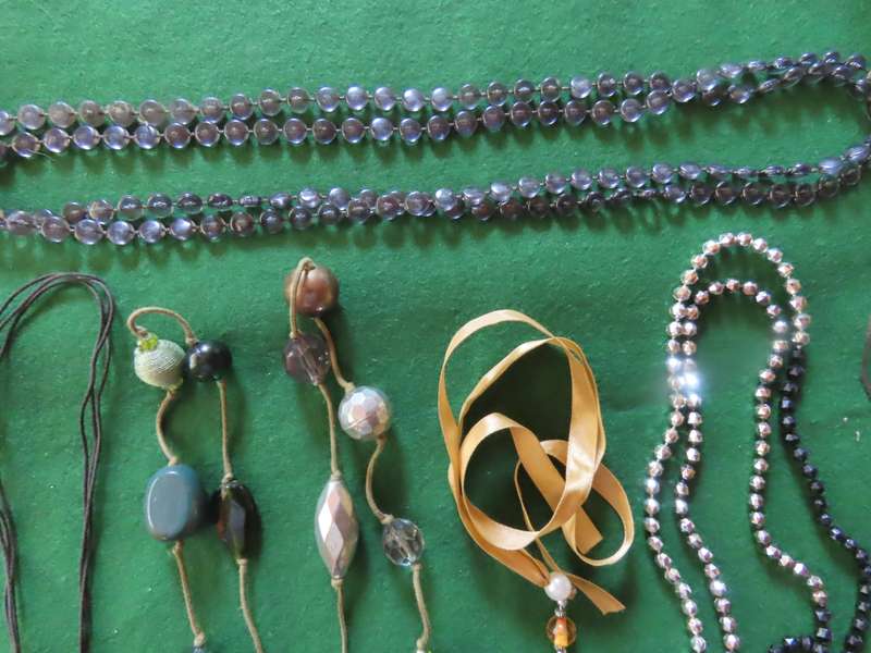 Costume Jewellery - 6 Necklaces # 11