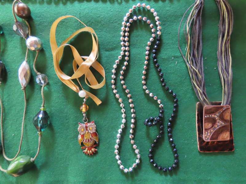 Costume Jewellery - 6 Necklaces # 12