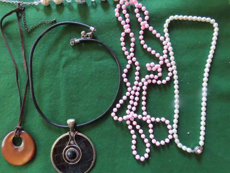 Costume Jewellery - 6 Necklaces # 17