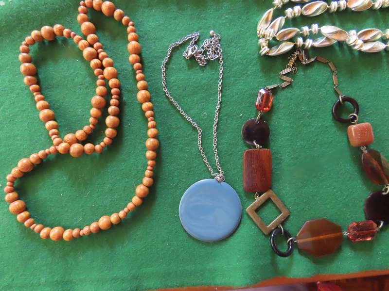 Costume Jewellery - 6 Necklaces # 19