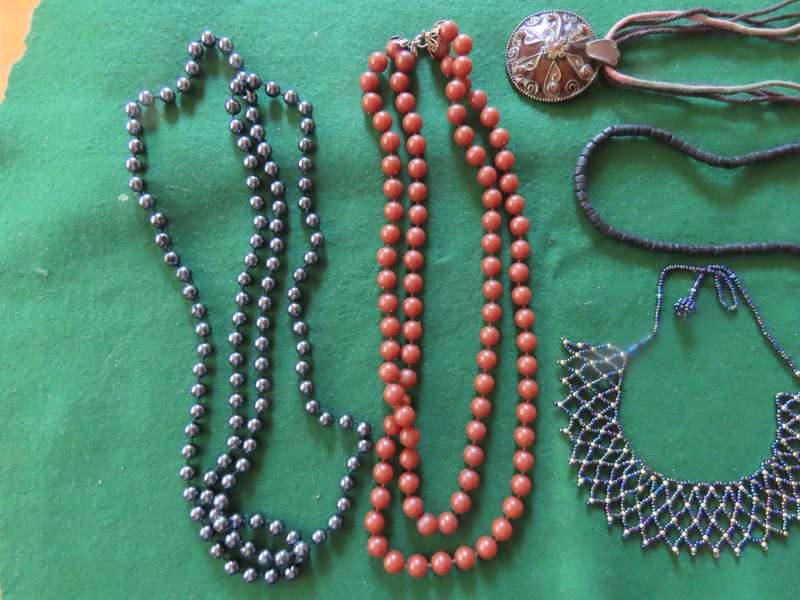 Costume Jewellery - 6 Necklaces # 20