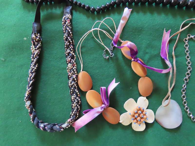 Costume Jewellery - 6 Necklaces # 22