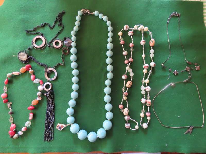 Costume Jewellery - 6 Necklaces # 26