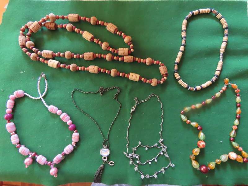 Costume Jewellery - 6 Necklaces # 27