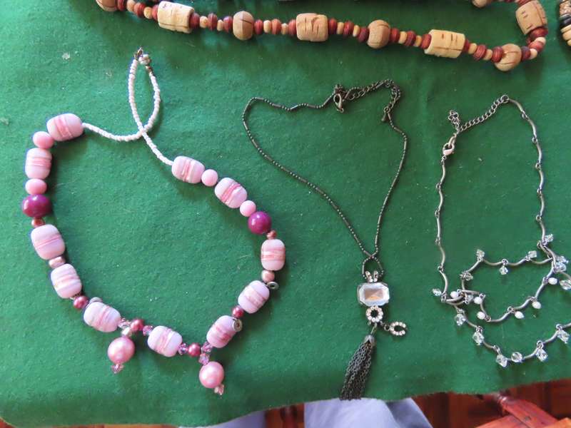 Costume Jewellery - 6 Necklaces # 27