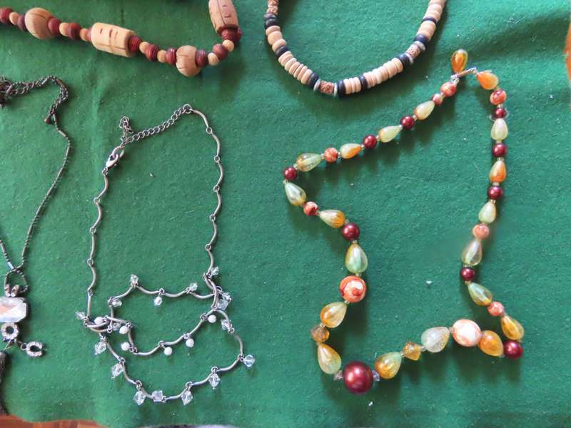 Costume Jewellery - 6 Necklaces # 27