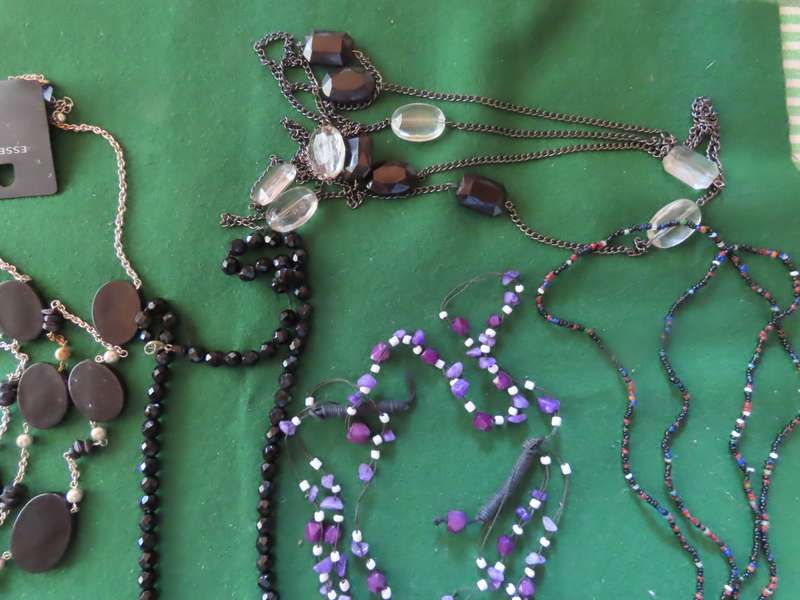 Costume Jewellery - 6 Necklaces # 32