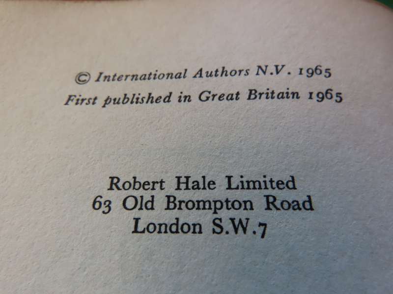 James Hadley Chase - Hardback book with Dust wrapper - The Way The Cookie Crumbled