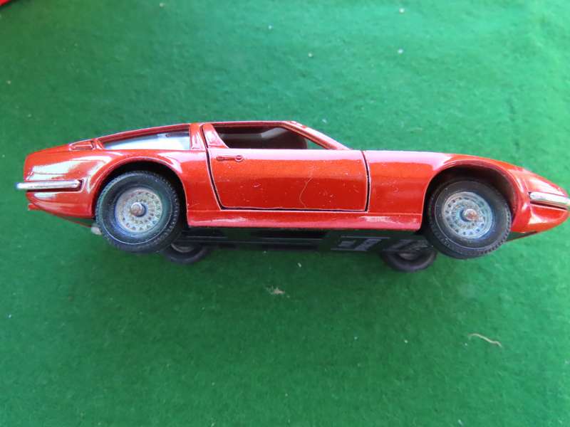 Maserati Indy - Solido boxed never played with