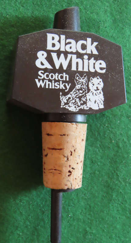 Bar Items - Whisky Dispenser - Black and White Scotch Whisky