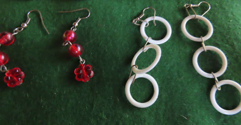 Costume Jewellery - 6 Pairs of Earrings # 1