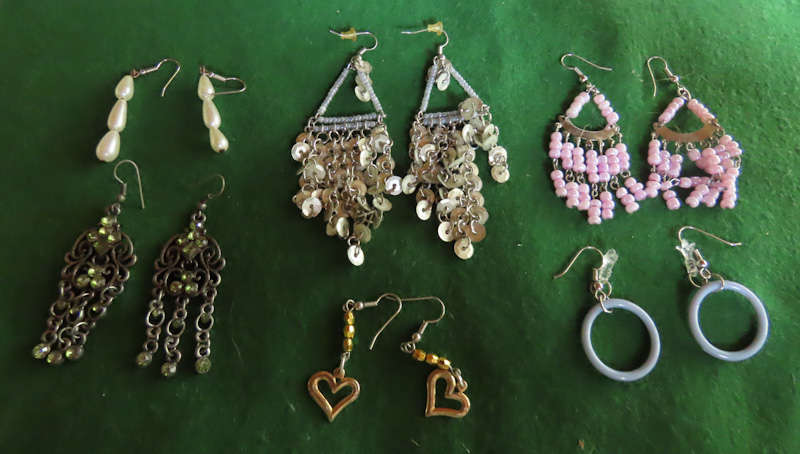Costume Jewellery - 6 Pairs of Earrings # 2