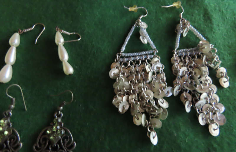 Costume Jewellery - 6 Pairs of Earrings # 2