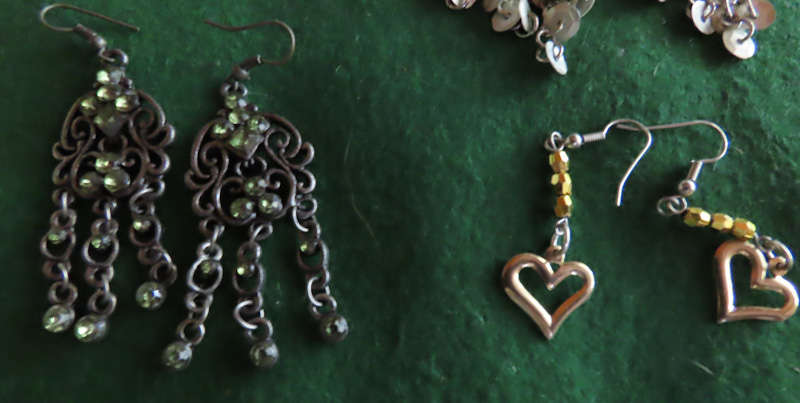 Costume Jewellery - 6 Pairs of Earrings # 2