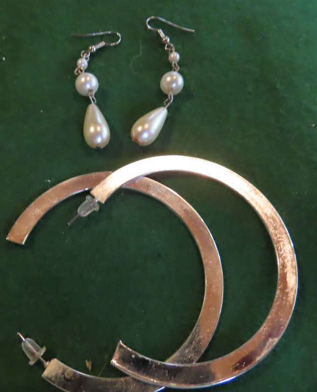 Costume Jewellery - 6 Pairs of Earrings # 9