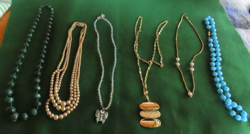 Costume Jewellery - 6 Necklaces # 7
