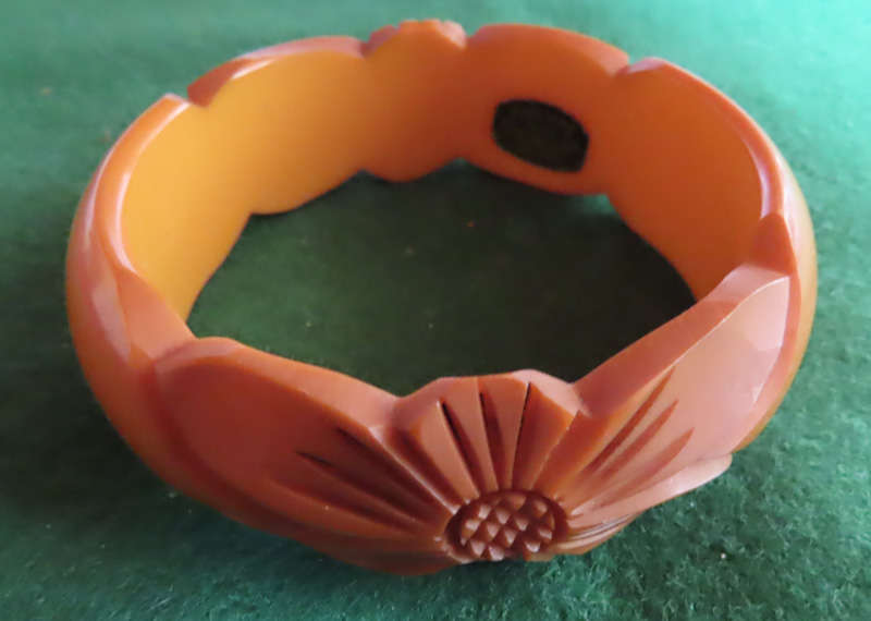 Costume Jewellery - Philippe Chevalier Paris France Carved Wooden Bangle